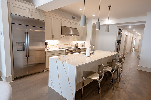614baronne_205-15