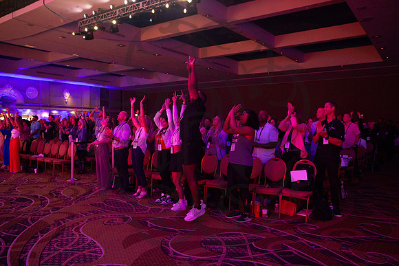 HOTWORXconvention24-7099