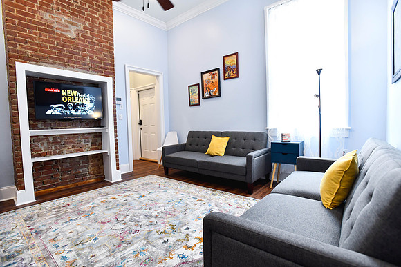1438claiborne-23