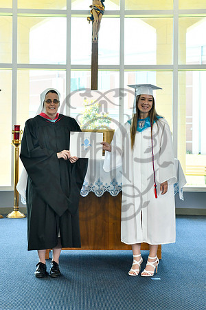 aol2020graduation-13