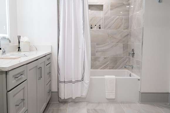614baronne305-6187