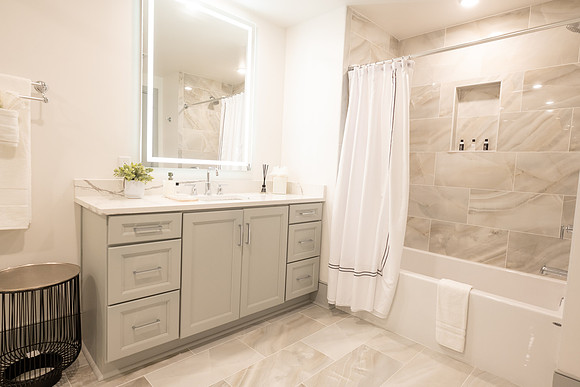 614baronne305-6086