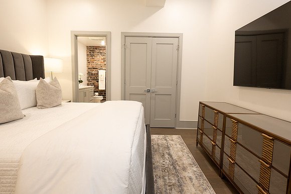 614baronne305-6039