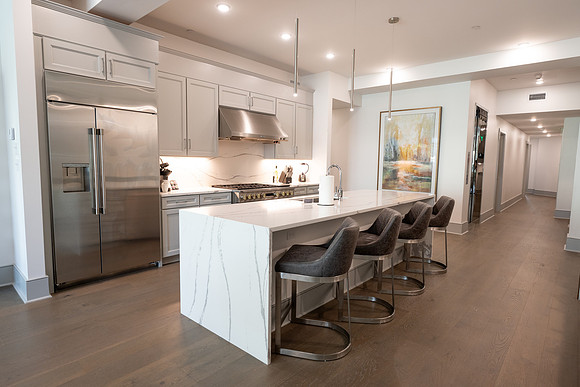 614baronne305-5889