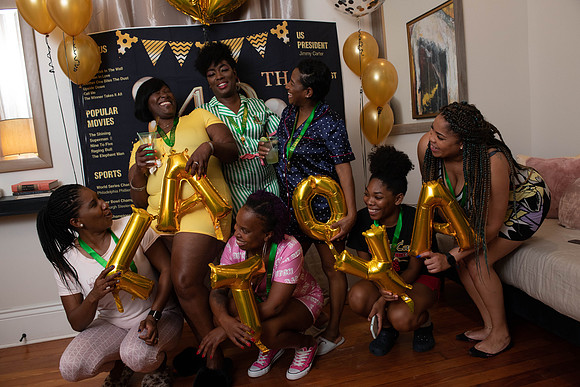 Latoya40th-255