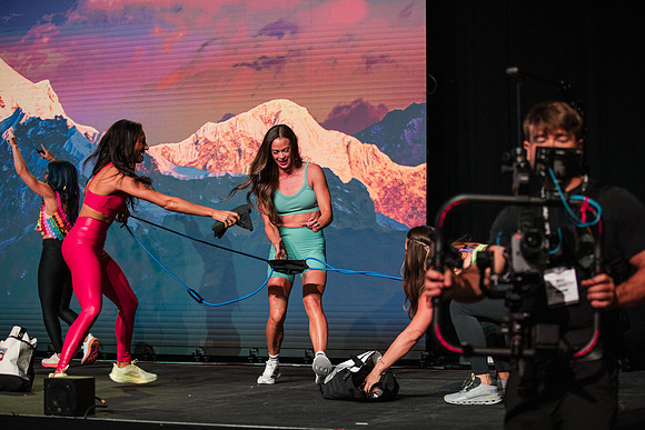 HOTWORX_openingceremony2025_DF-504