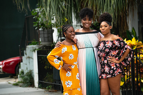 Latoya40th-588
