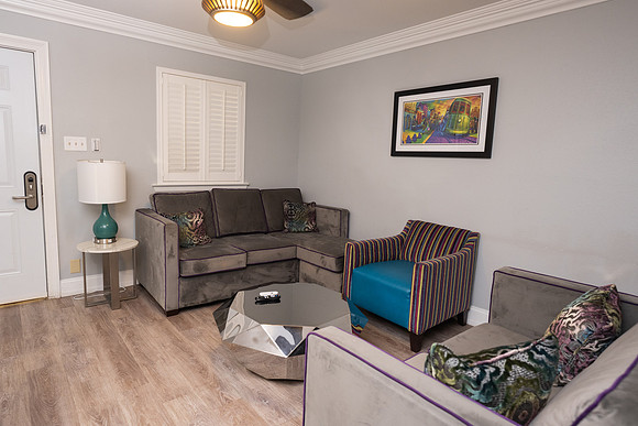 519frenchmen_2ndfloor_DF-5518