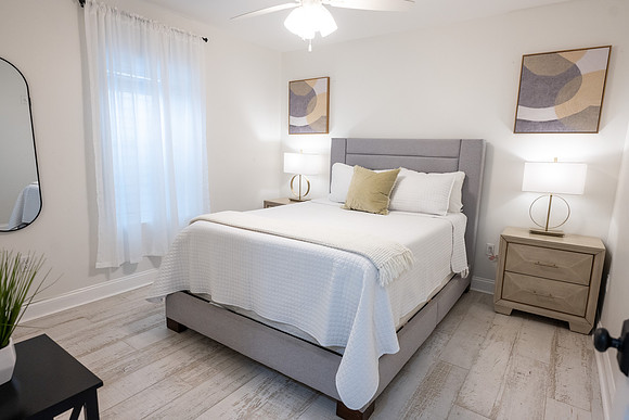 328 N.Roman-32