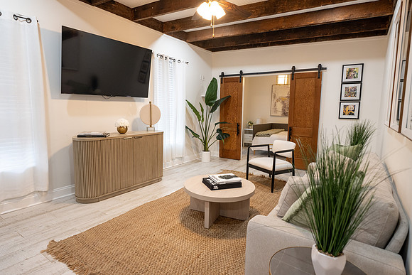 328 N.Roman-6