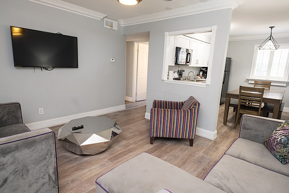 519frenchmen_2ndfloor_DF-5491