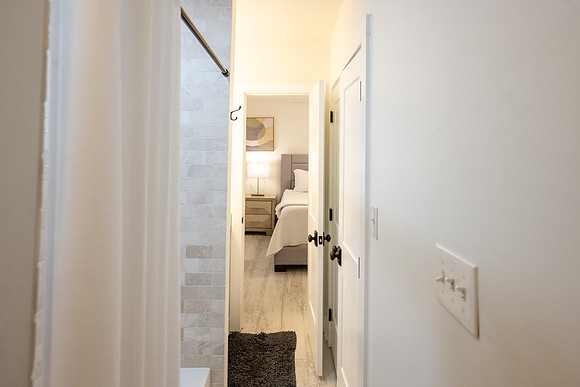 328 N.Roman-28