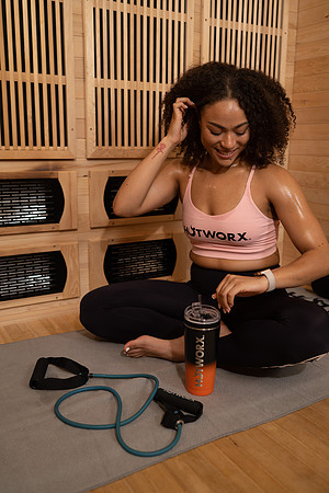 HOTWORX_VI-9806