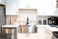 328 N.Roman-19