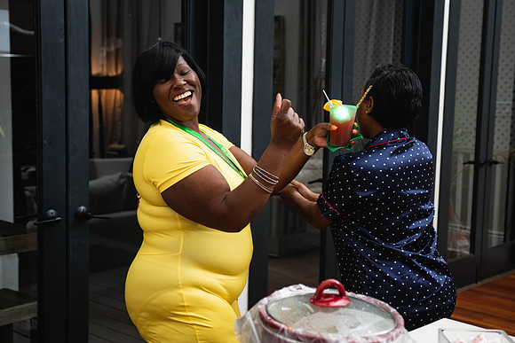 Latoya40th-168