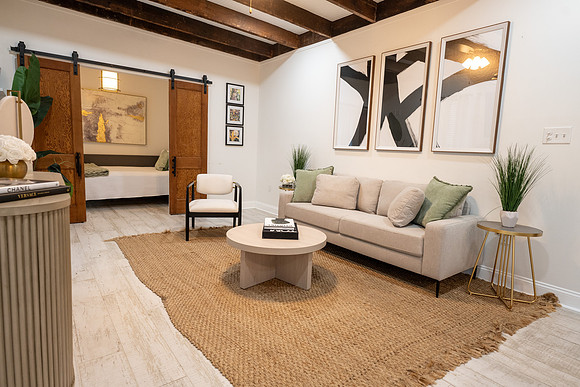 328 N.Roman-7