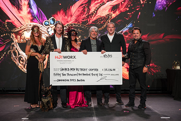 HOTWORXc25_DF-4734
