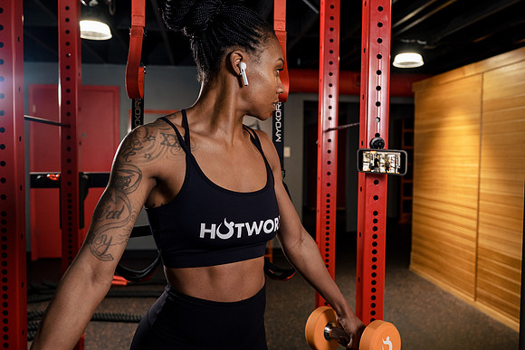 hotworxselects0220-20
