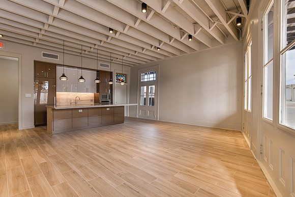 321front-115-Edit