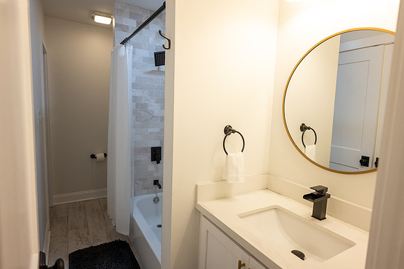 328 N.Roman-29